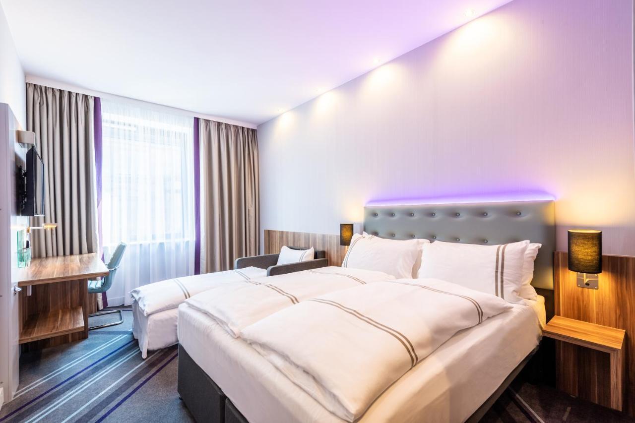 Premier Inn Frankfurt City Centre フランクフルト エクステリア 写真